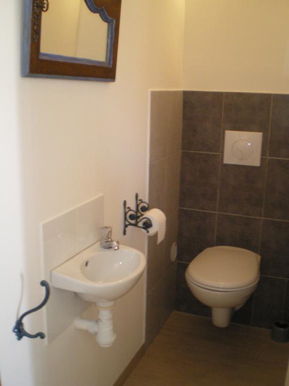 Les Cigales D'Estoublon Apartman Szoba fotó